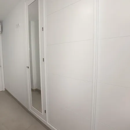 Апартаменти Mombasa 1 Planta Нерха