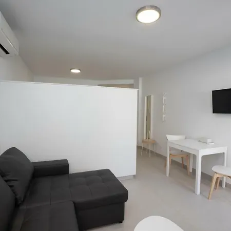 Апартаменти Mombasa 1 Planta *