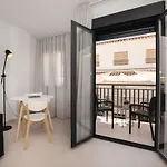 Mombasa 1 Planta * 内尔哈