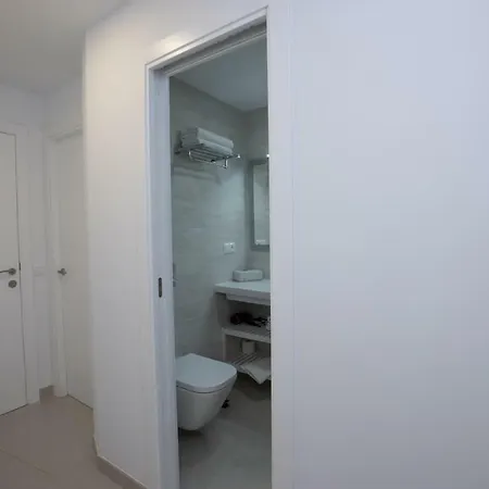 Mombasa 1 Planta