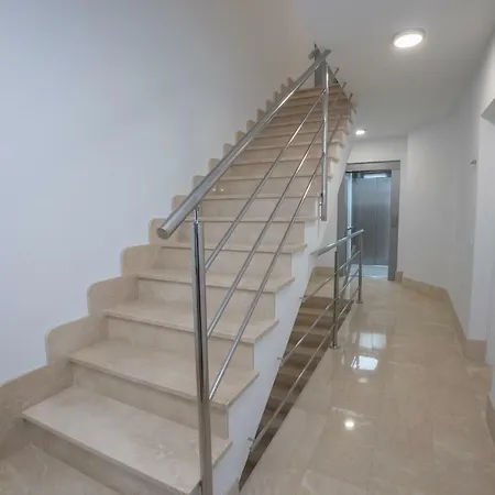 Mombasa 1 Planta Lägenhet Nerja